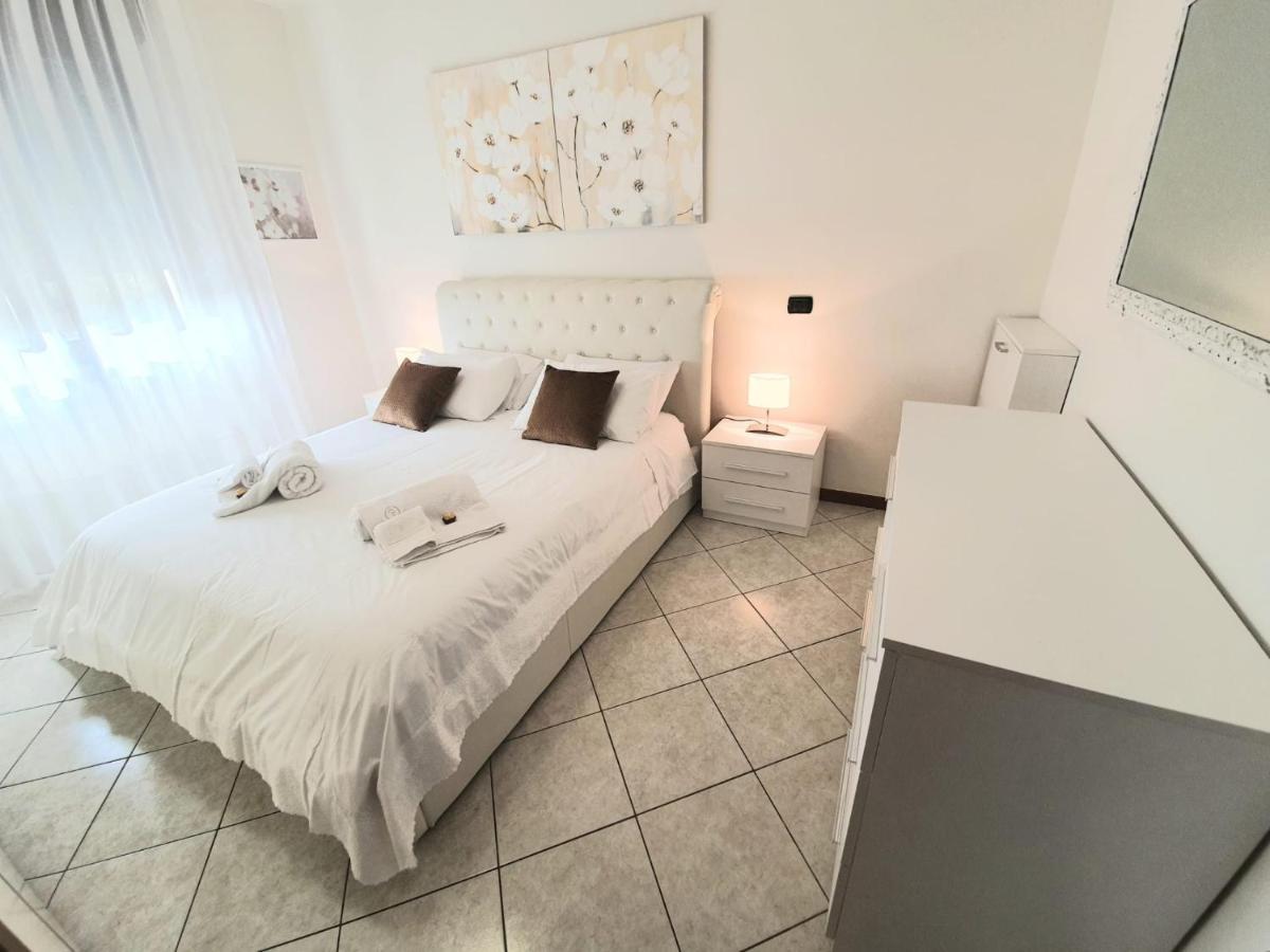 Appartamento Diamantina Desenzano del Garda Exteriér fotografie